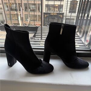 Yves Saint Laurent Black Ankle Boots